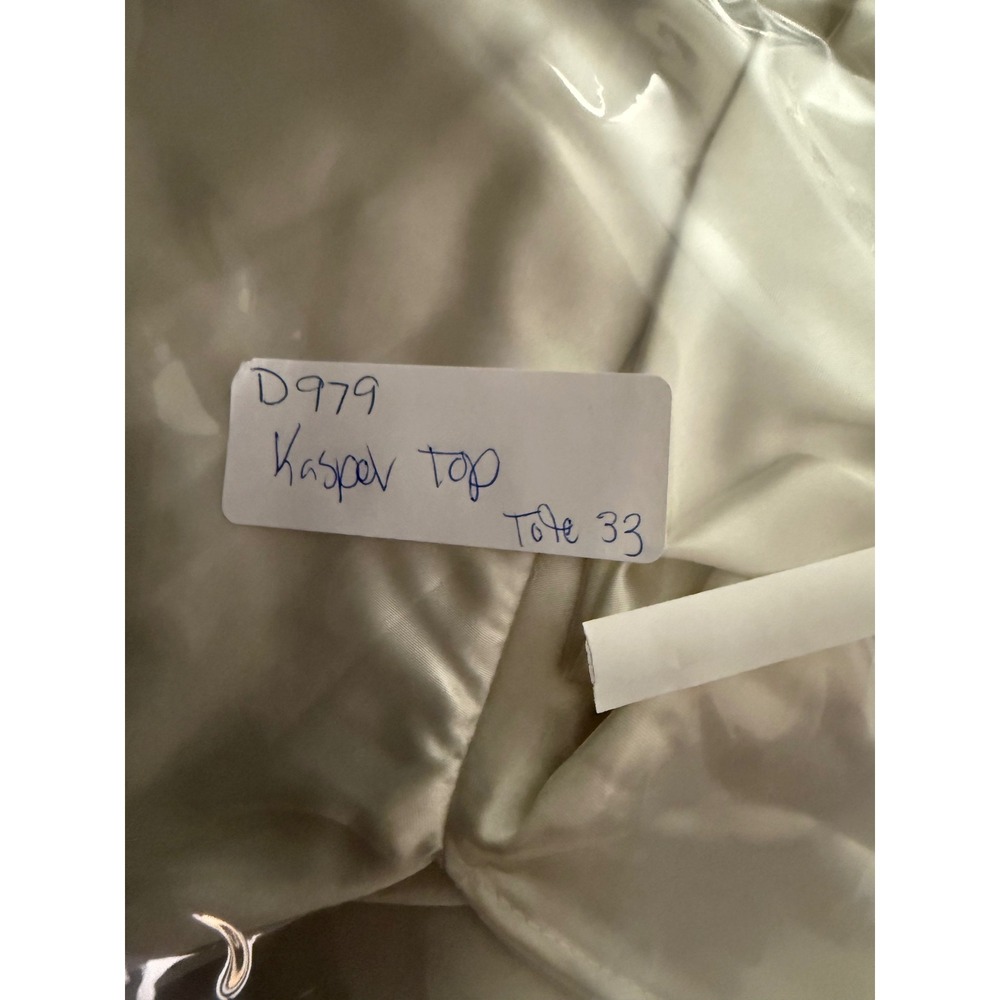 Kasper Blouse Womens 2X Ivory Excellent Satin Tie Neck Sleeveless Office Top - Picture 7 of 12